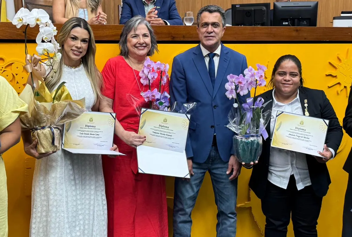 Deputado Luciano Oliveira homenageia três líderes femininas na Assembleia Legislativa do Tocantins durante sessão solene pelo Dia da Mulher