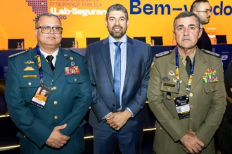 Autoridades de segurança pública do Tocantins e líderes nacionais em debate na Conferência de Segurança Pública em Brasília.